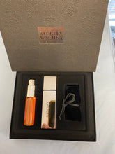 Load image into Gallery viewer, Badgley Mischka By Badgley Mischka Glamorous Parfum Purse Spray With 1 Refill Gift Set New In Box Extremely Rare Item A Great Gift
