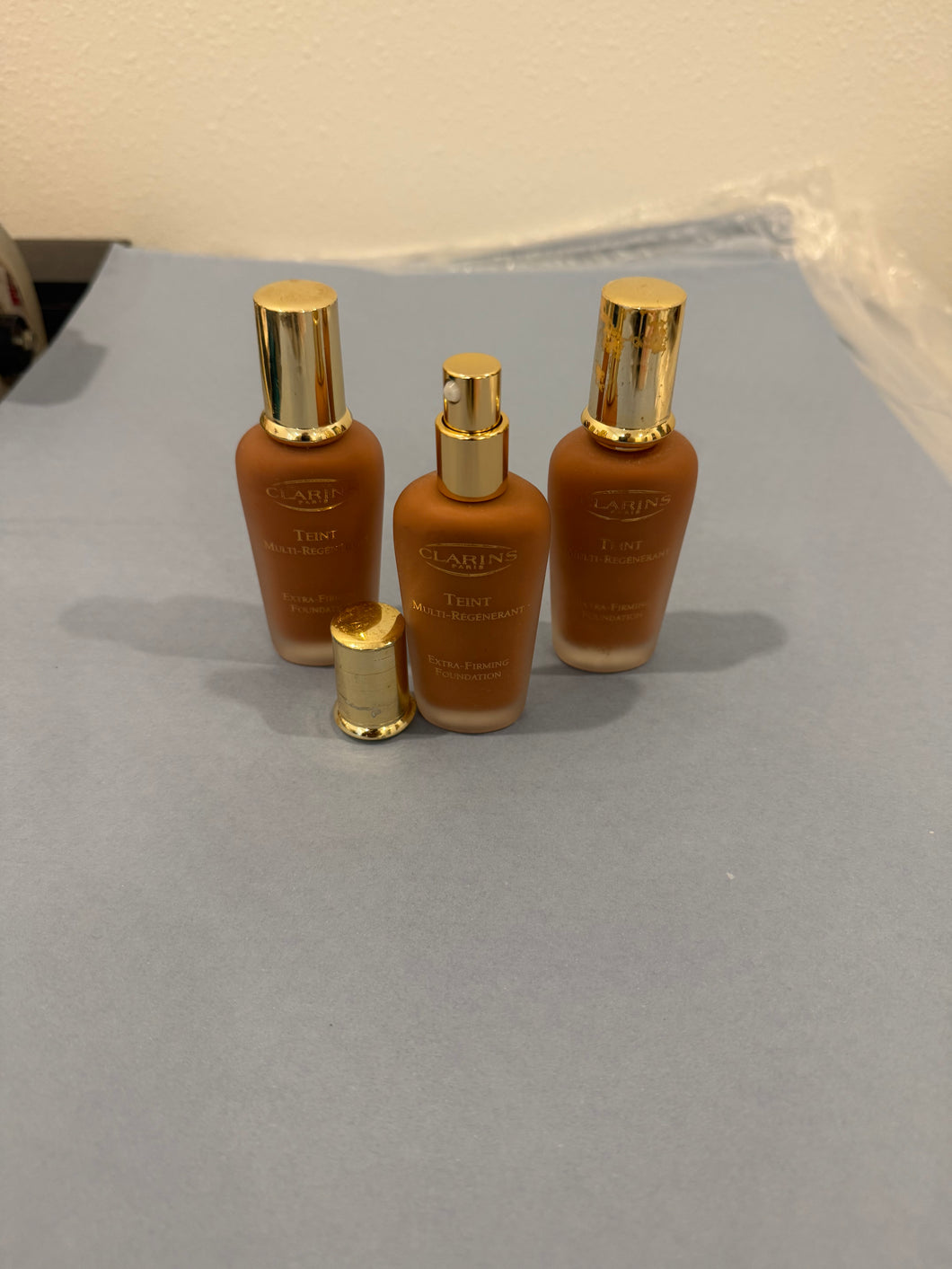 3 Clarins Paris Teint Multi-Regenerant Extra-Firming Foundation 17 Copper New No Box