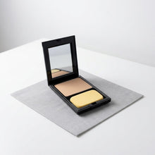 Load image into Gallery viewer, Flawless Finish Dual Perfection Powder Makeup Cameo 24 By Elizabeth Arden Qty 1 New No Box
